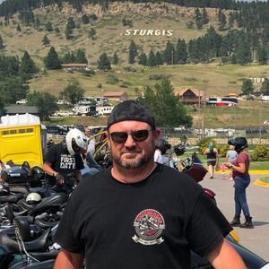 Meet your Posher, Lee